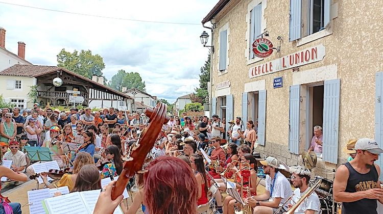 À DÉCOUVRIR – Les Cercles de Gascogne ne sont pas des cafés comme les autres